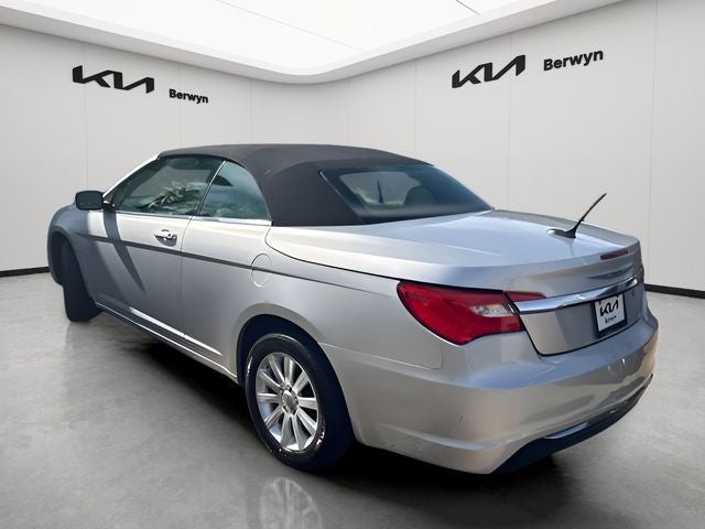 2012 Chrysler 200 Touring