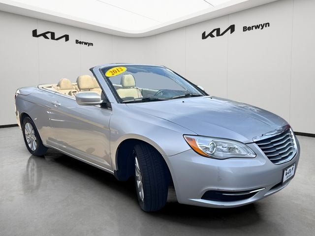 2012 Chrysler 200 Touring