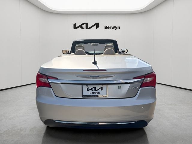 2012 Chrysler 200 Touring