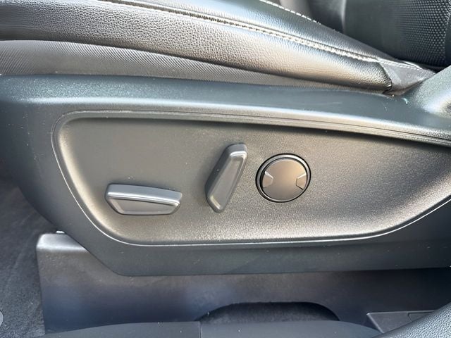 2020 Ford Escape Hybrid Titanium
