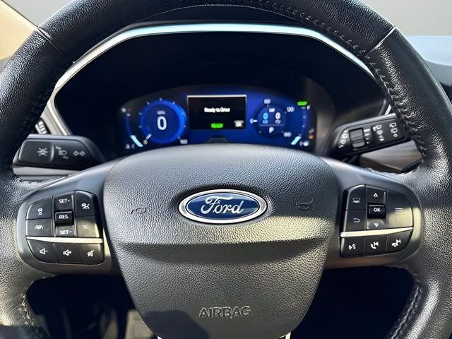 2020 Ford Escape Hybrid Titanium