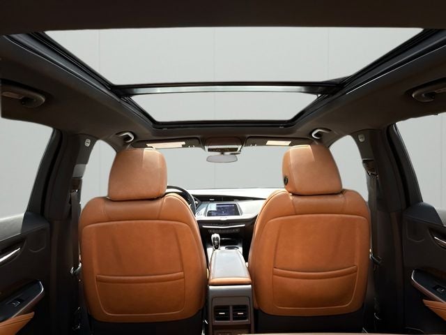 2021 Cadillac XT4 Premium Luxury
