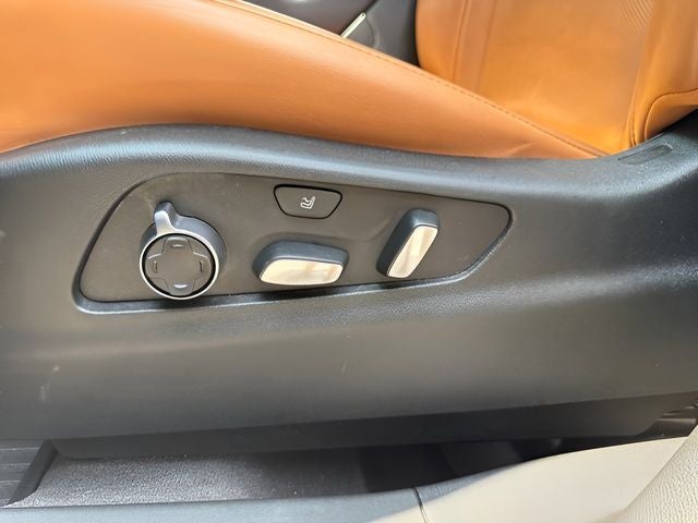 2021 Cadillac XT4 Premium Luxury