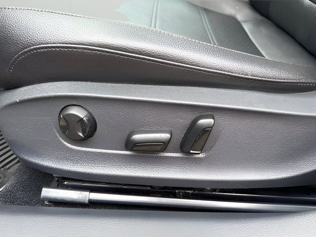 2016 Volkswagen Passat 1.8T SE