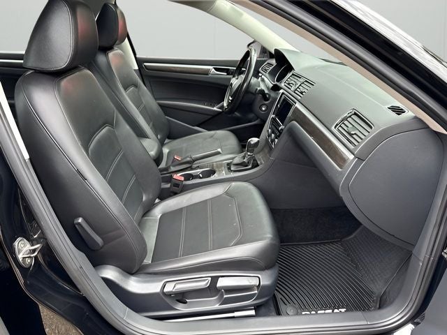 2016 Volkswagen Passat 1.8T SE