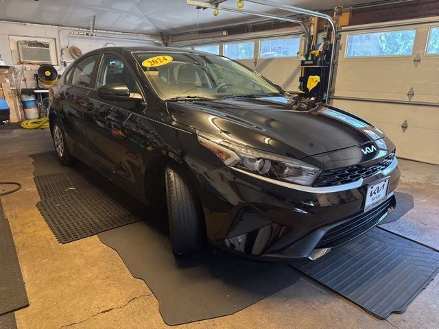 2024 Kia Forte LX