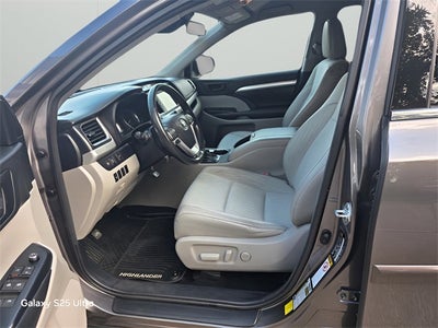 2017 Toyota Highlander LE Plus