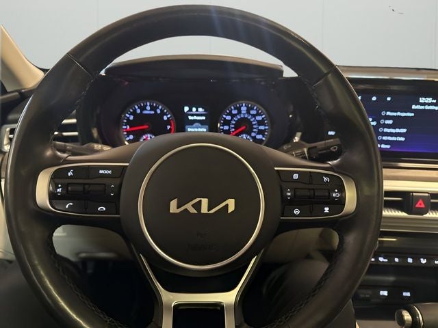 2022 Kia K5 EX