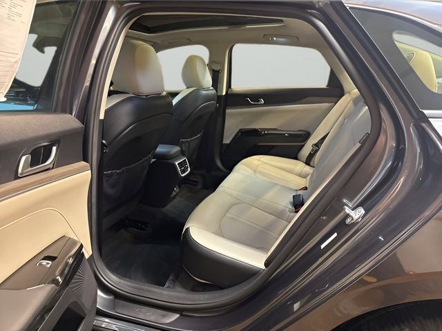 2022 Kia K5 EX