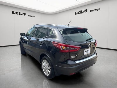 2022 Nissan Rogue Sport SV