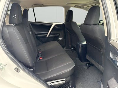 2016 Toyota RAV4 Hybrid XLE
