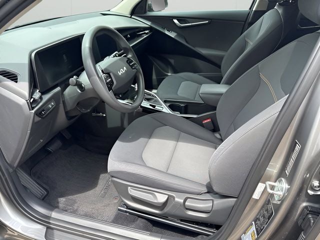 2024 Kia Niro LX
