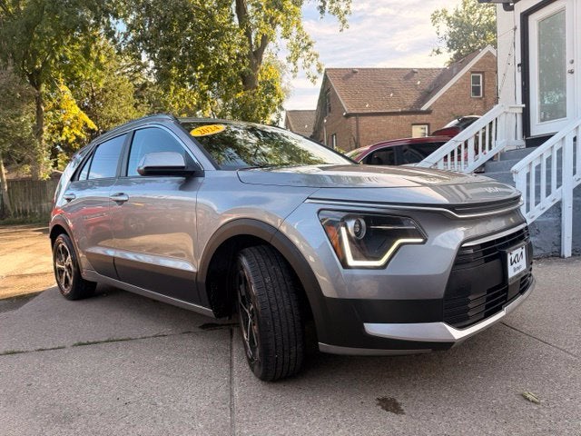 2024 Kia Niro EX