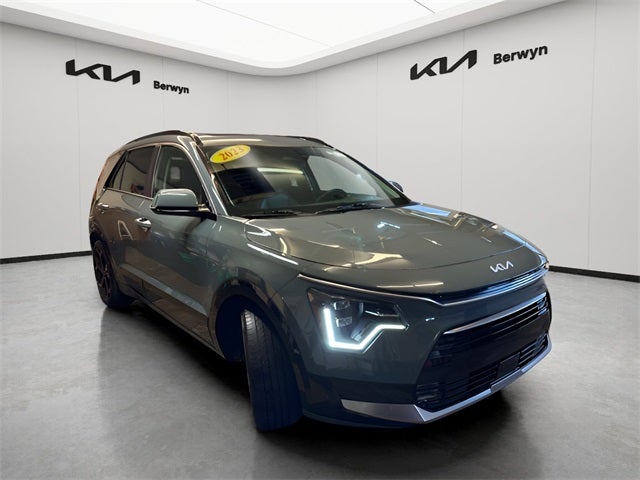 2023 Kia Niro Plug-In Hybrid SX