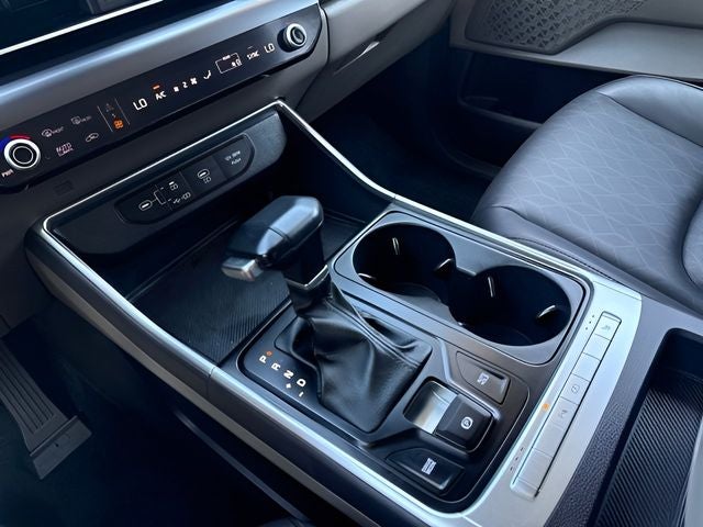 2025 Kia Carnival LXS