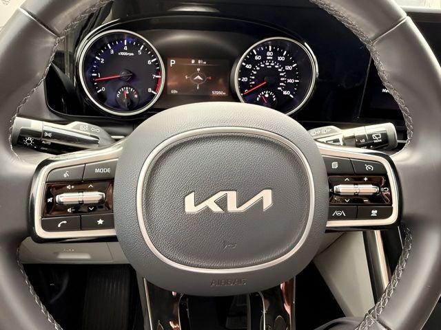2023 Kia Carnival EX