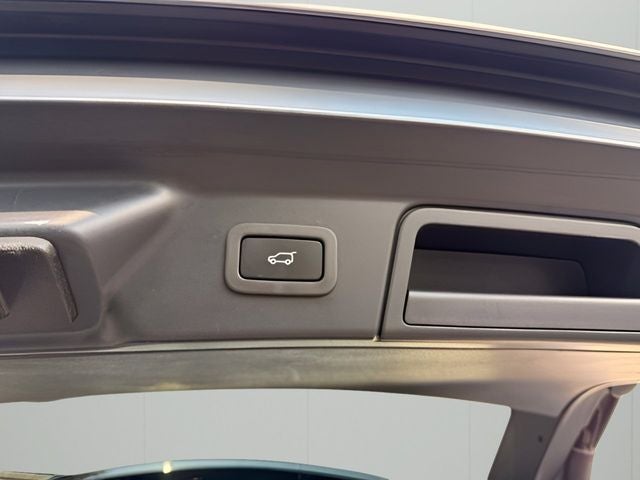 2021 Land Rover Range Rover Velar R-Dynamic HSE