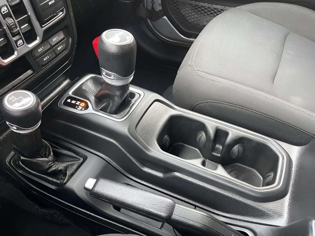 2020 Jeep Gladiator Sport