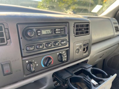 2002 Ford F-450SD DRW