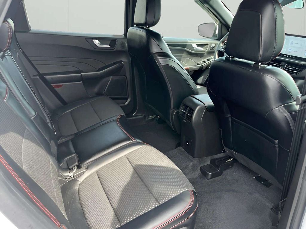 2023 Ford Escape Hybrid ST-Line Select