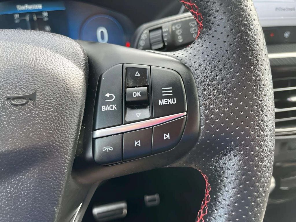 2023 Ford Escape Hybrid ST-Line Select