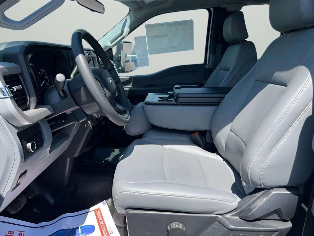 2024 Ford F-350SD XL SRW 8.5' Montana Platform/Hauler Body