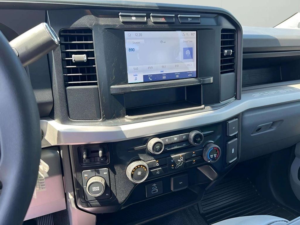 2024 Ford F-350SD XL SRW 8.5' Montana Platform/Hauler Body