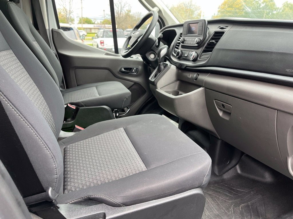 2025 Ford Transit-250 Base