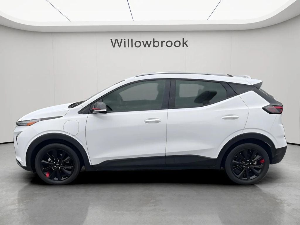 Used 2023 Chevrolet Bolt EUV LT with VIN 1G1FY6S07P4140965 for sale in Willowbrook, IL