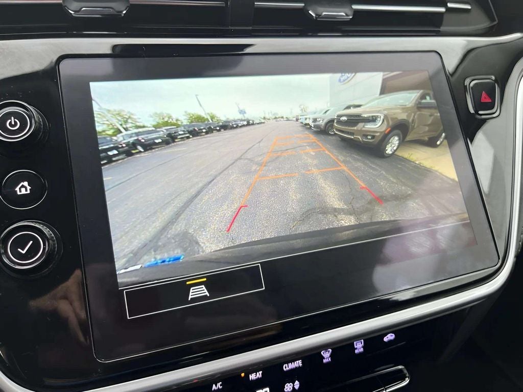 2023 Chevrolet Bolt EUV LT