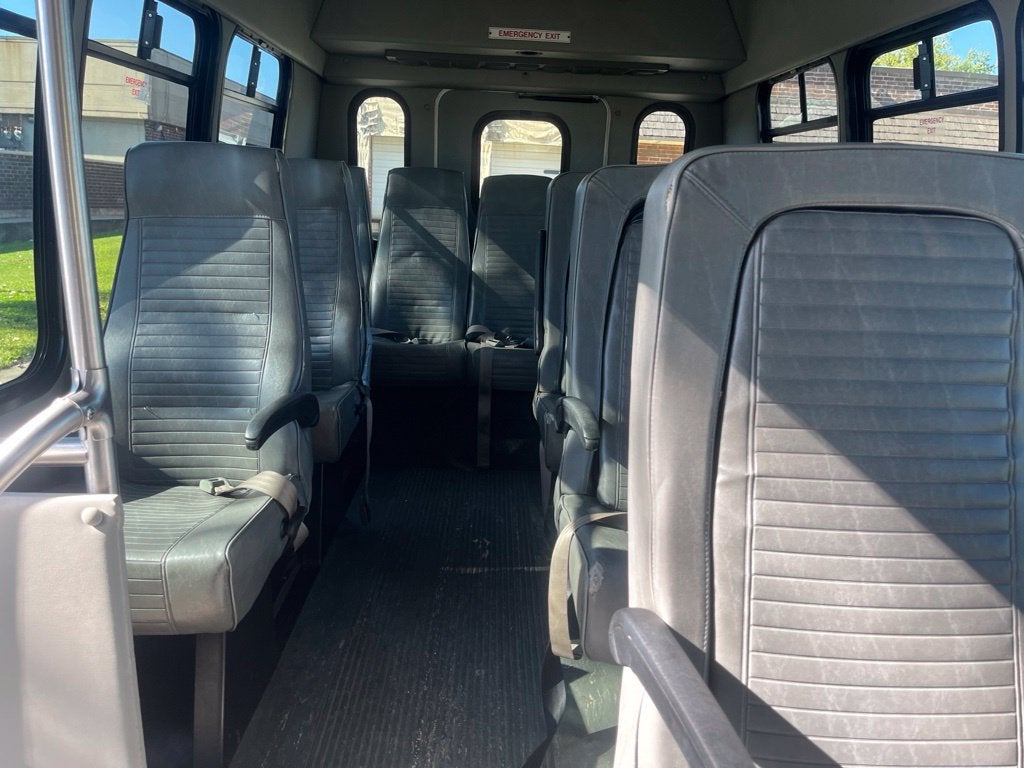 2007 Chevrolet Express Van G3500 Work Van Cutaway