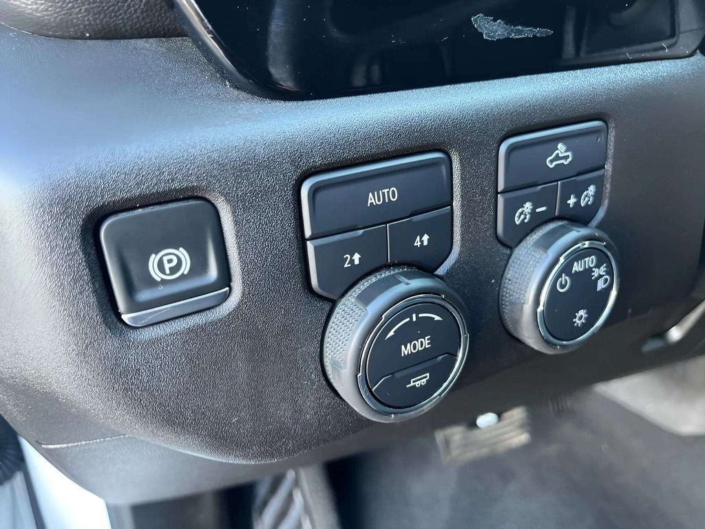 2025 Chevrolet Silverado 1500 LT LT1