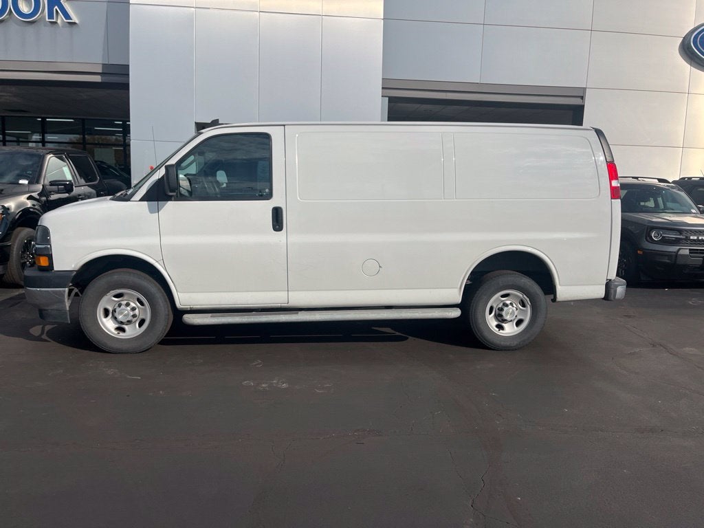 2023 Chevrolet Express 2500 Work Van Cargo
