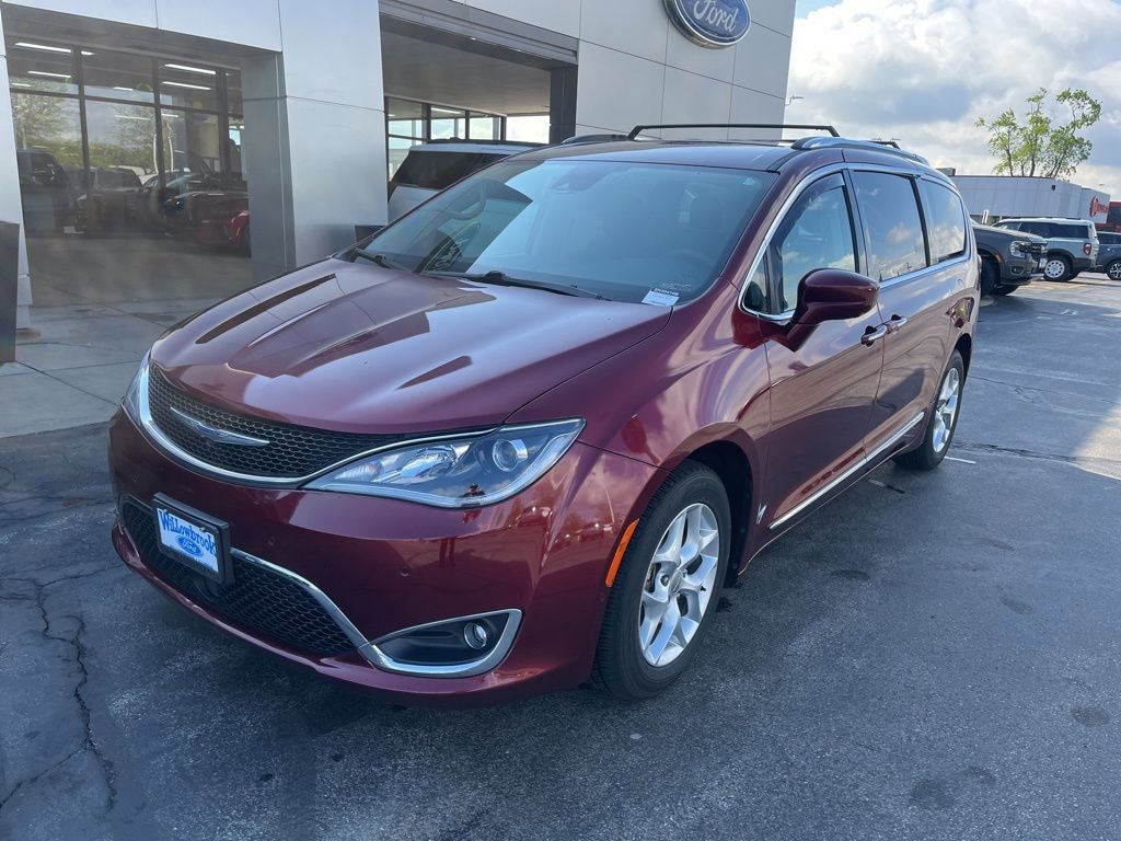 2017 Chrysler Pacifica Touring L Plus