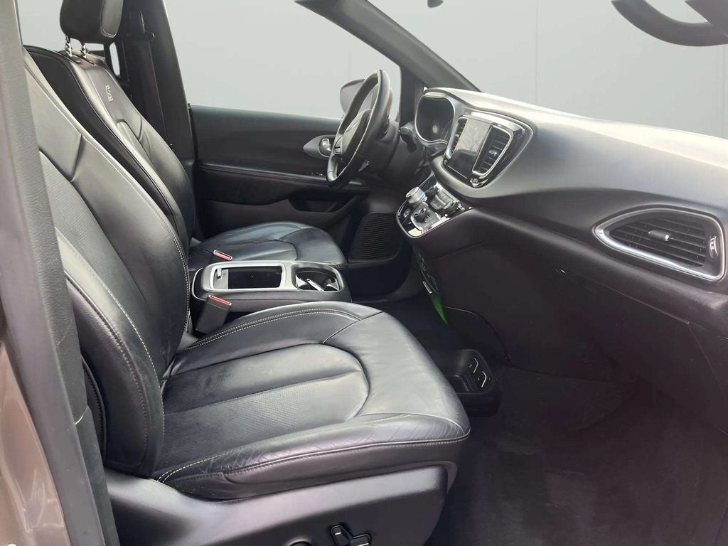 2018 Chrysler Pacifica Touring L Plus