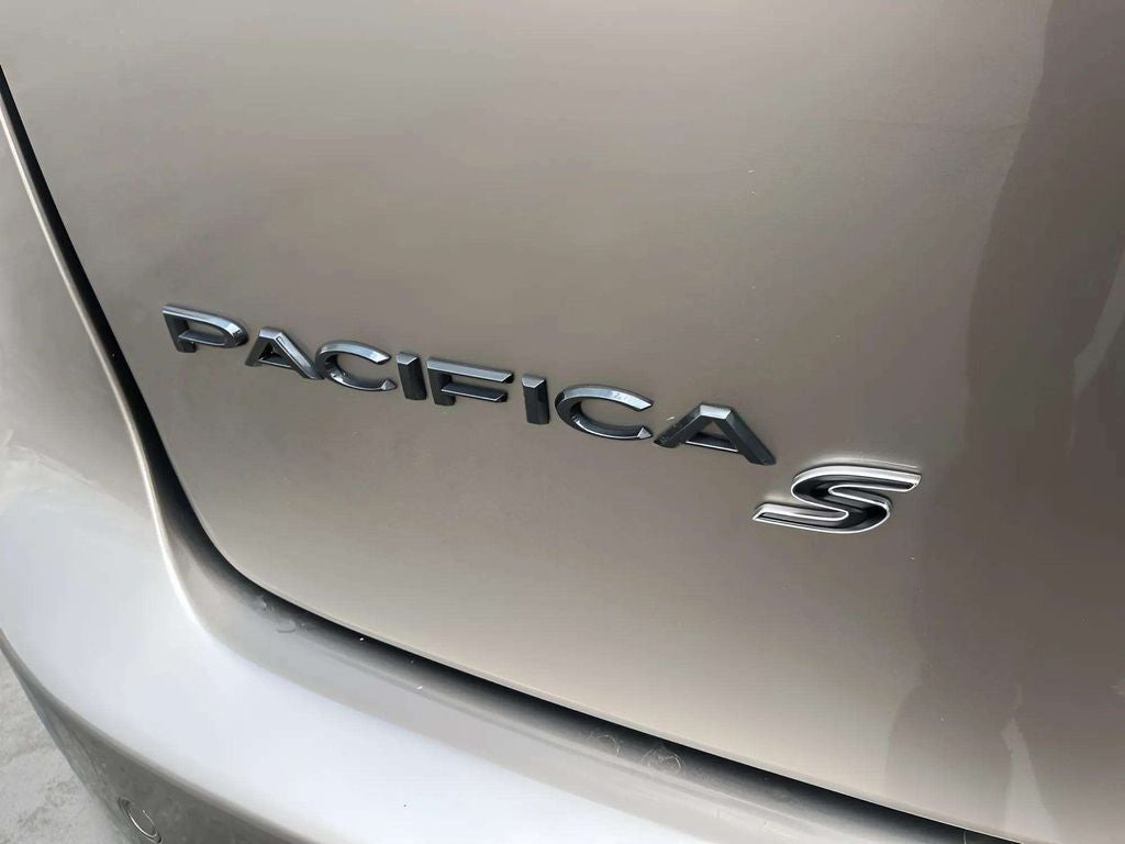 2018 Chrysler Pacifica Touring L Plus