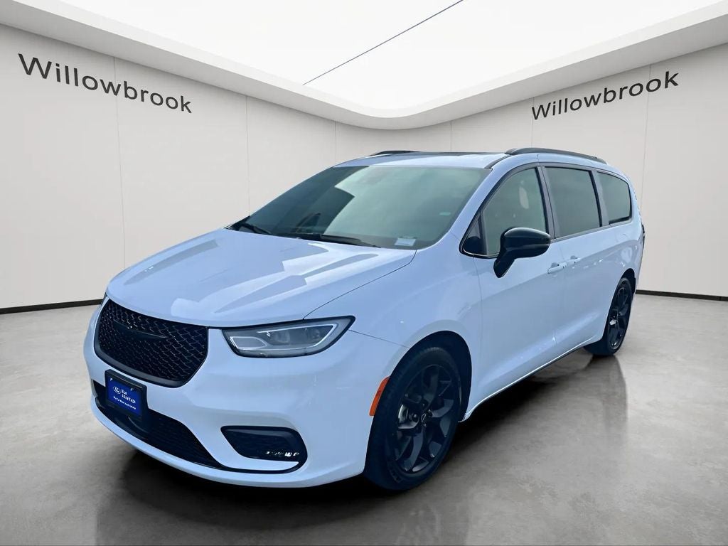 2025 Chrysler Pacifica