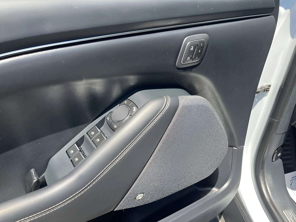 2022 Ford Mustang Mach-E Premium