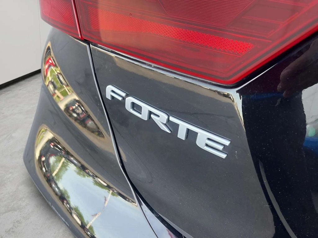 2022 Kia Forte LXS