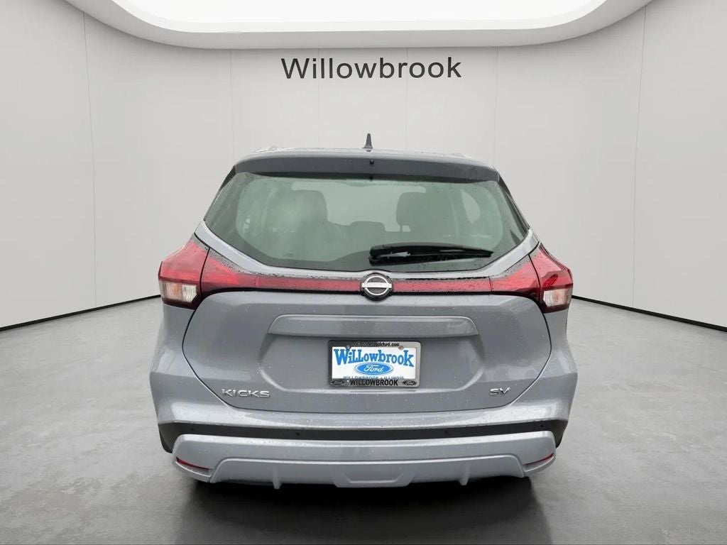 2023 Nissan Kicks SV