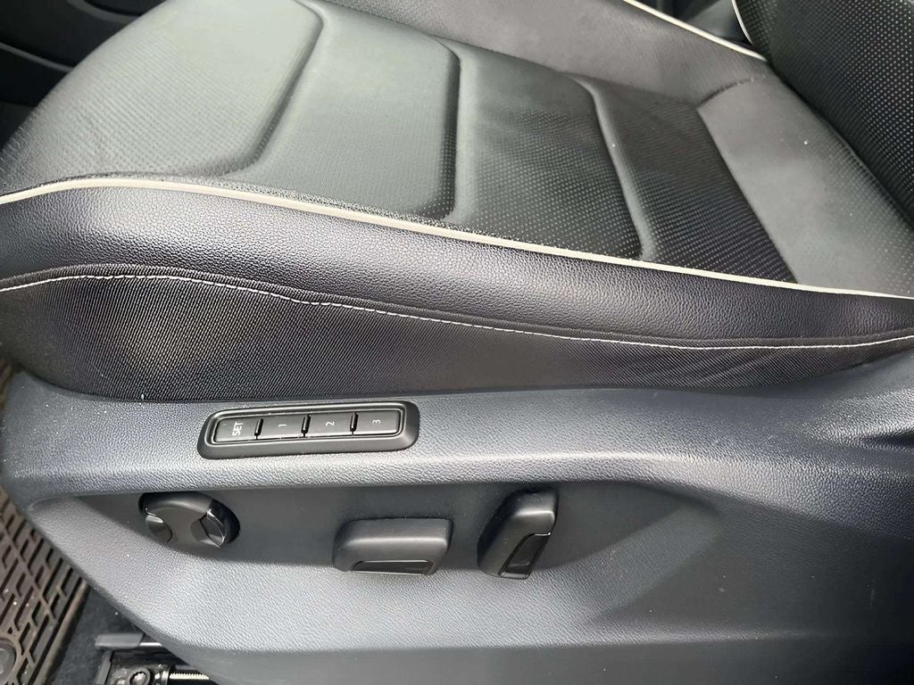 2022 Volkswagen Tiguan 2.0T SEL R-Line