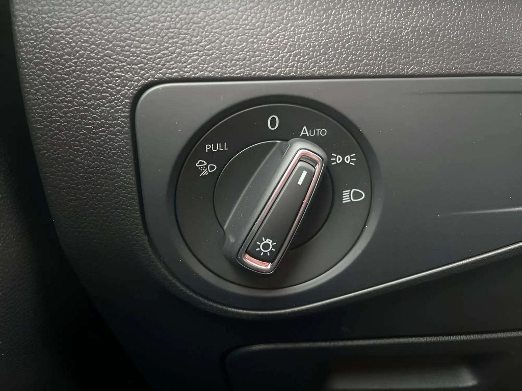 2022 Volkswagen Tiguan 2.0T SEL R-Line