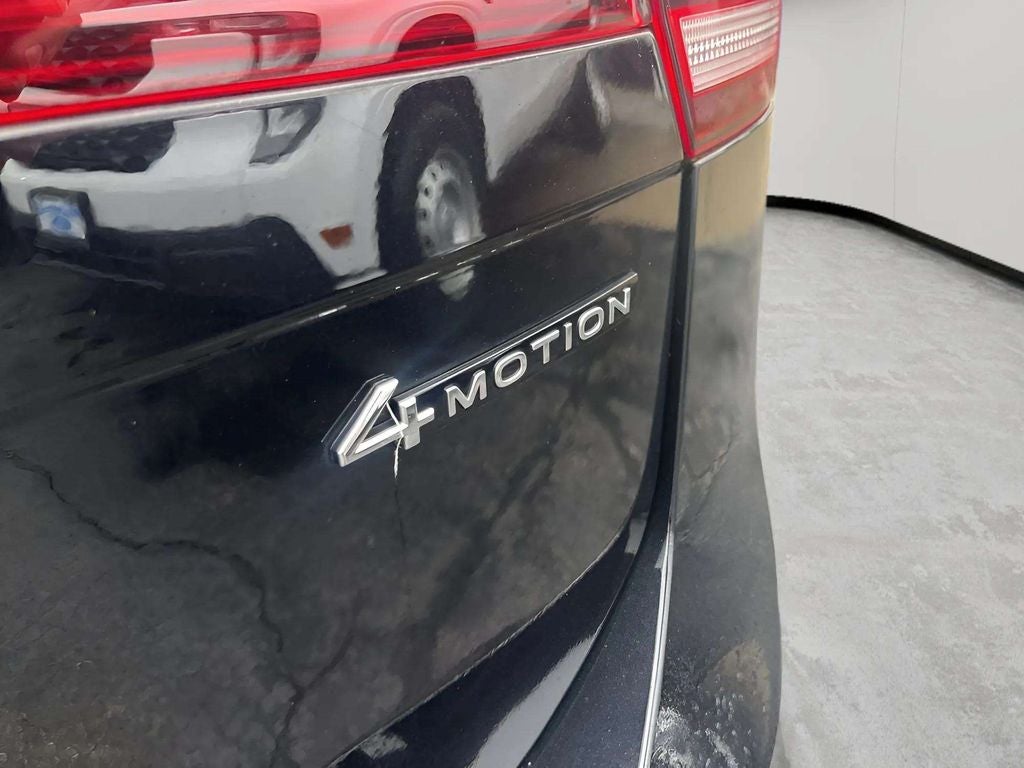 2022 Volkswagen Tiguan 2.0T SEL R-Line