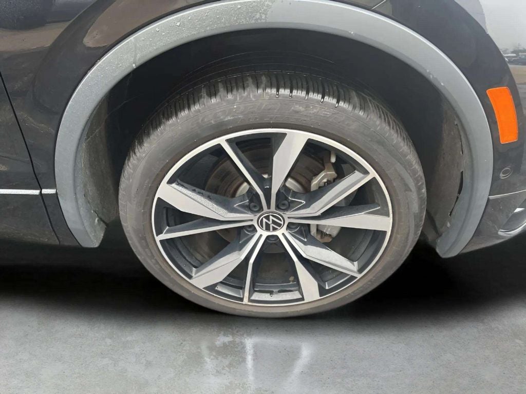 2022 Volkswagen Tiguan 2.0T SEL R-Line