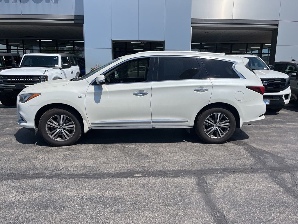2017 INFINITI QX60 Base