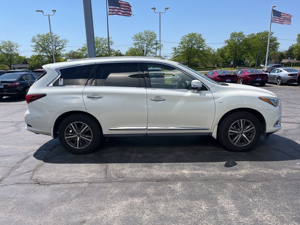 2017 INFINITI QX60 Base