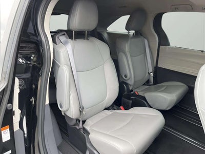 2022 Toyota Sienna XLE 7 Passenger