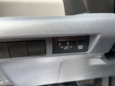 2022 Toyota Sienna XLE 7 Passenger