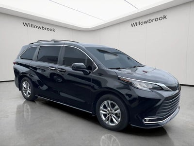 2022 Toyota Sienna XLE 7 Passenger