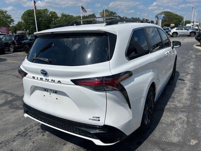 2021 Toyota Sienna XSE 7 Passenger